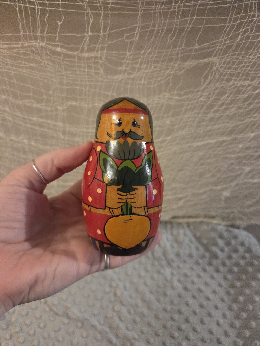 Vintage 1991 USSR Nesting Dolls, Stacking Dolls, Babushka Dolls only one crack o